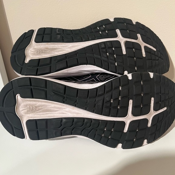 Women’s ASICS size 6 gel excite 7 running shoe - Picture 3 of 5